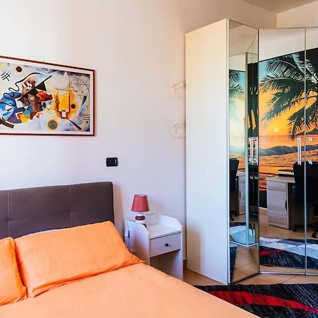 Equipped Apt Near To Parco Dora Turin Exteriör bild