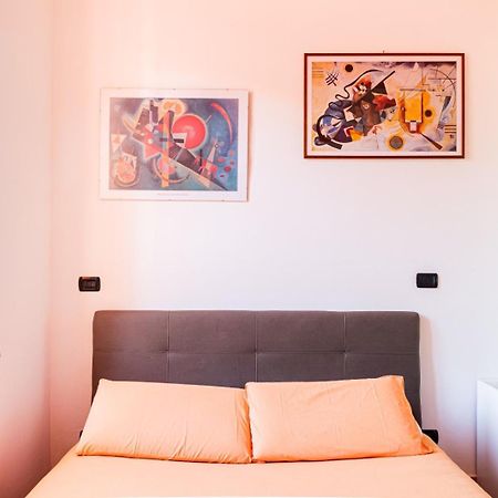 Equipped Apt Near To Parco Dora Turin Exteriör bild